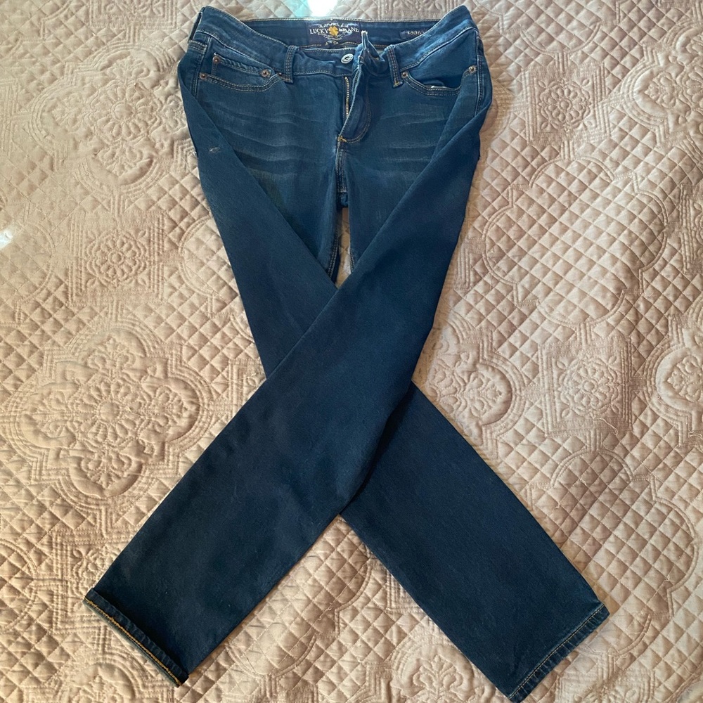 Woman lucky brand jeans size 4/27